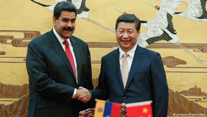 Xi Jinping und Nicolas Maduro in Peking (picture-alliance/dpa)