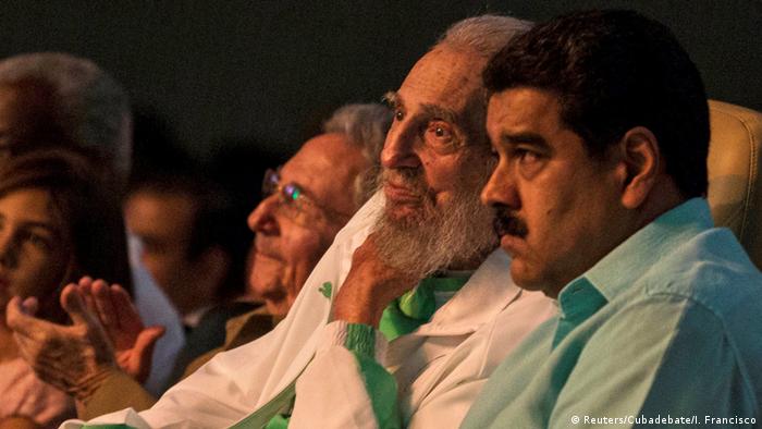 Kuba 90. Geburtstag von Fidel Castro (M) im Karl Marx Theater (Reuters/Cubadebate/I. Francisco)
