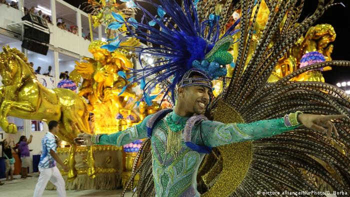 Brasilien Karneval (picture alliance/NurPhoto/G. Borba)