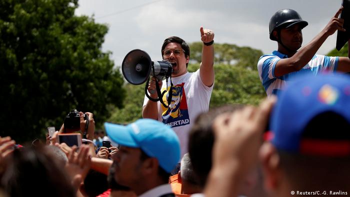 Venezuela vor Zerreißprobe | Opposition und Polizei geraten aneinander (Reuters/C.-G. Rawlins)