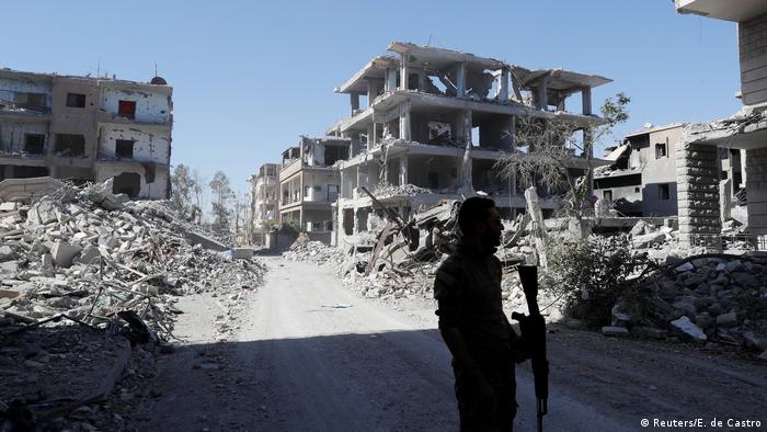 Unas 3.273 personas han muerto, 1.287 civiles, durante los más de cuatro meses que ha durado la ofensiva contra el grupo terrorista Estado Islámico (EI) en la ciudad siria de Al Raqa (noreste), según el Observatorio Sirio de Derechos Humanos.
