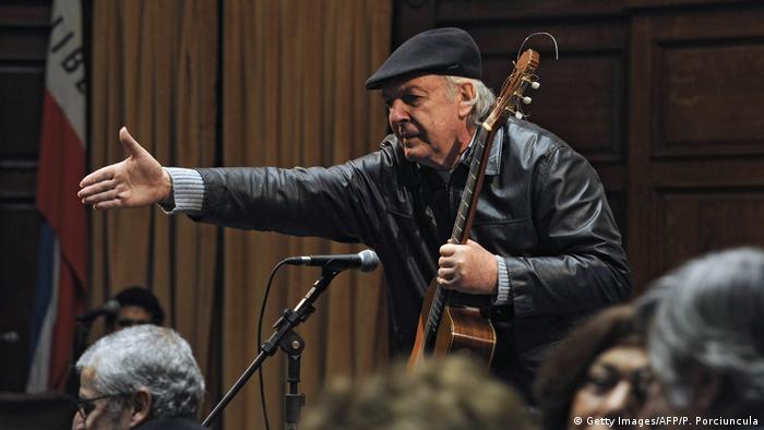  Daniel Viglietti uruguayischer Musiker (Getty Images/AFP/P. Porciuncula)