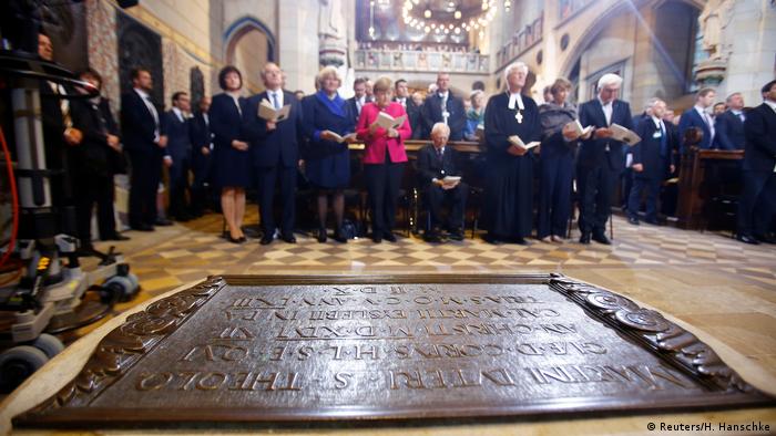 Deutschland - Festakt des 500. Jahrestag des Beginns der Reformation (Reuters/H. Hanschke)