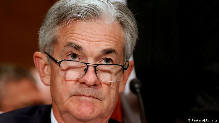 Jerome H. Powell, ein Gouverneur im Vorstand des Federal Reserve Systems, bereitet sich darauf vor, dem Senate Banking Committee auf dem Capitol Hill in Washington auszusagen (Reuters/J.Roberts)