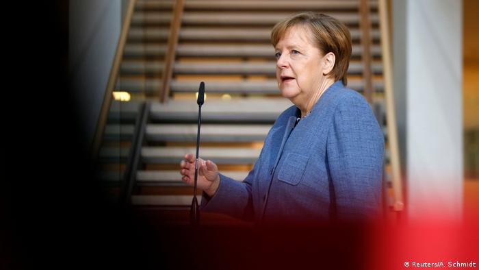 Deutschland Koalitionsverhandlungen Willy-Brandt-Haus Berlin | Angela Merkel, Bundeskanzlerin (Reuters/A. Schmidt)
