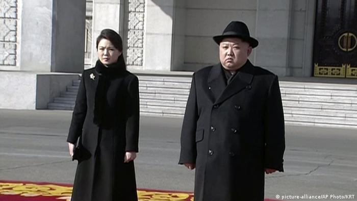 Kim Jong-un y su mujer en el desfile militar