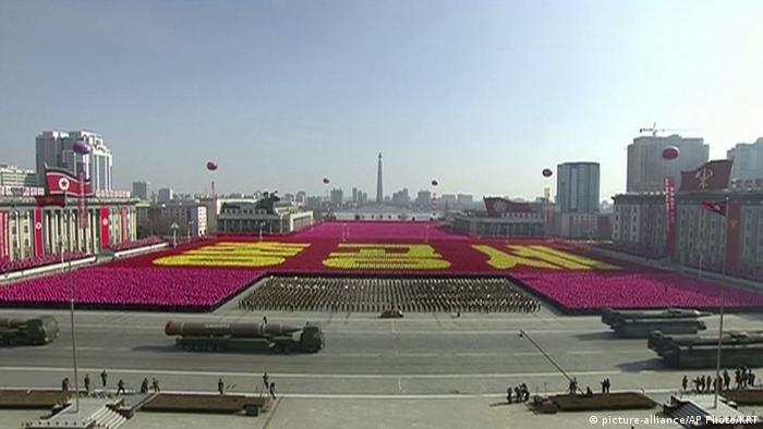 Desfile militar en Corea del Norte.