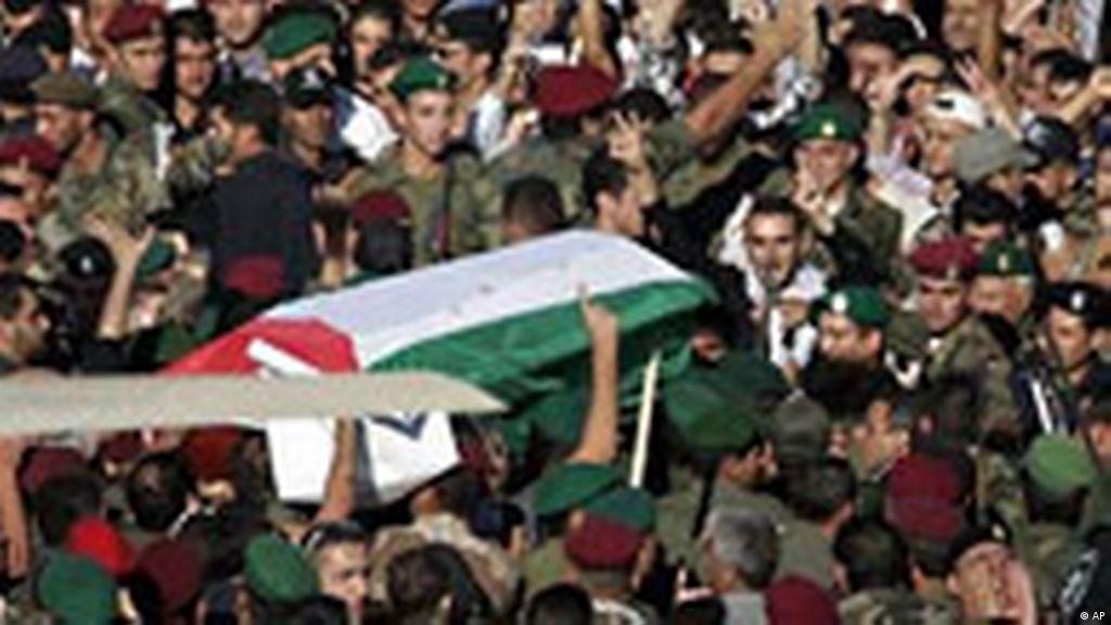 Резултат с изображение за „погребението на Ясер Арафат“"