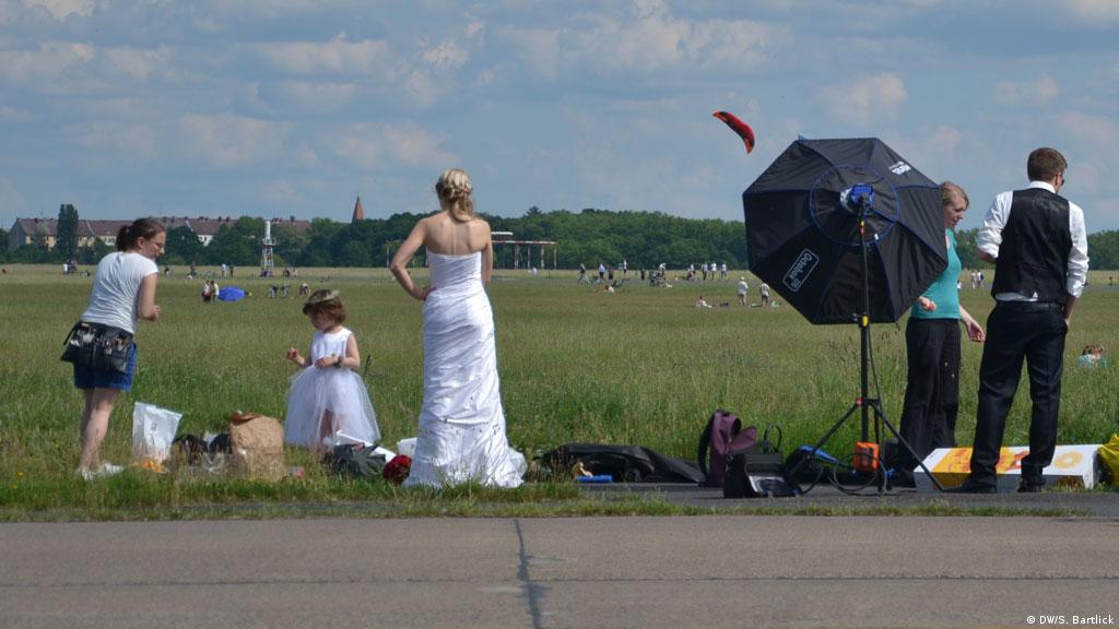 Berlin Voters Claim Tempelhof Culture Arts Music And Lifestyle