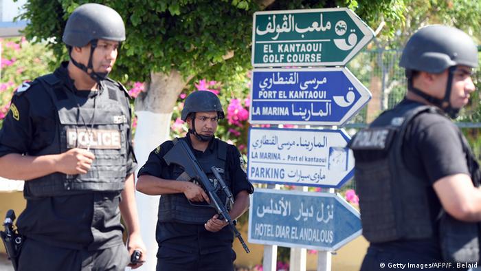 تونس قانون حماية رجال الأمن يثير القلق على حقوق المواطنين سياسة واقتصاد تحليلات معمقة بمنظور أوسع من Dw Dw 07 10 2020