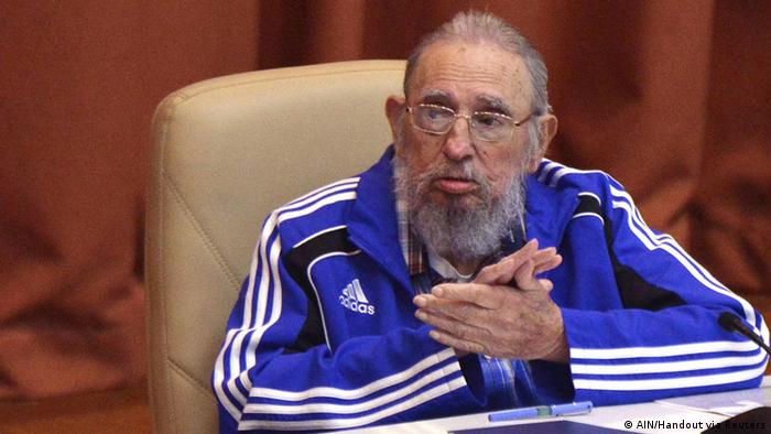 Fidel Castro gives his ′last′ party 