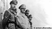 Adolf Hitler e Heinrich Himmler, chefe das SS
