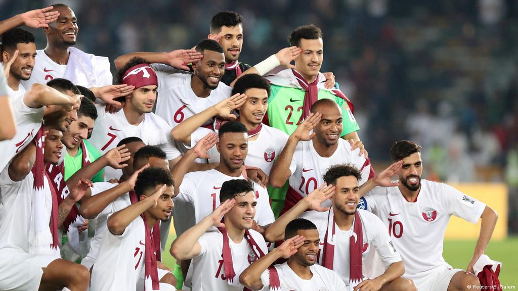 بغياب حكام الإمارات تتويج قطر بكأس آسيا وتفاعل عماني كبير رياضة تقارير وتحليلات لأهم الأحداث الرياضية من Dw عربية Dw 01 02 2019