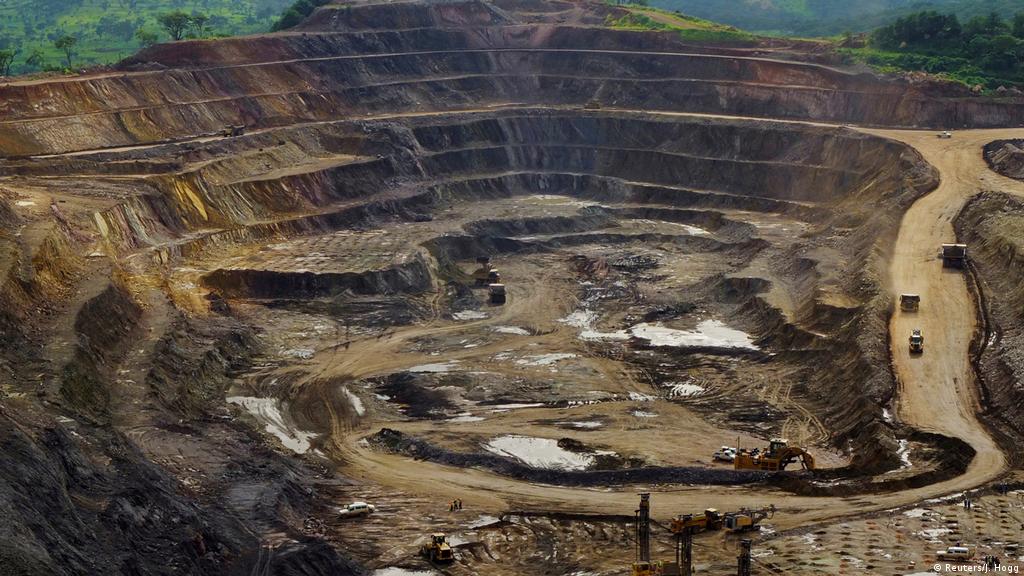 Glencore′s closure of Congolese cobalt mine ′could backfire′ | Business|  Economy and finance news from a German perspective | DW | 20.08.2019