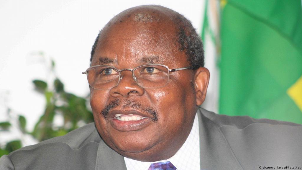 Tanzania′s former president Benjamin Mkapa dies | News | DW | 24.07.2020